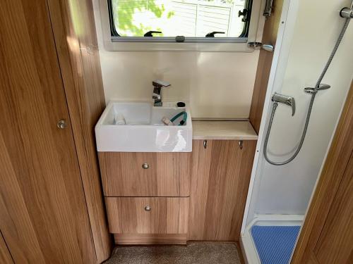 2011 Bailey Unicorn Saville 2 Berth Touring Caravan 30-10-2025 (10)