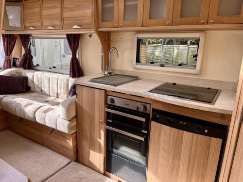 2011 Bailey Unicorn Saville 2 Berth Touring Caravan 30-10-2025 (6)
