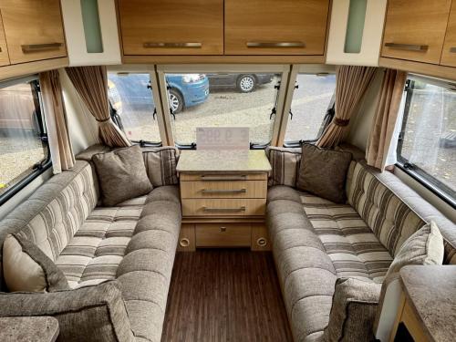 2011 Compass Vantage 462 2 Berth Touring Caravan (4)