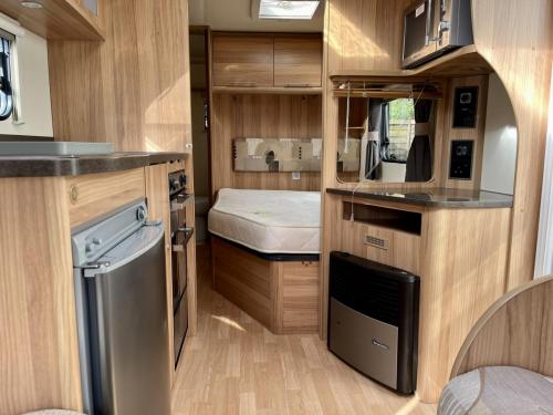 2012 Bailey Olympus 530-4 4 Berth Touring Caravan 03-04-2023 (11)