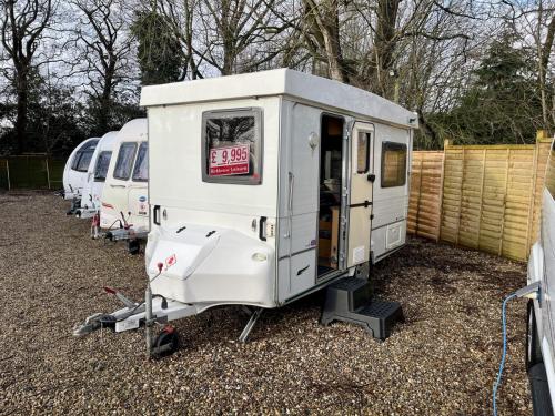 2013 Gobur Carousel 122T Slimline 2 Berth Folding Caravan 02-06-2025 (2)