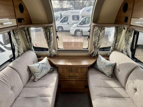 2018 Bailey GT70 Rimini 4 Berth Touring Caravan 24-02-2025 (4)