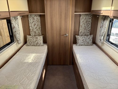 2018 Bailey Unicorn Cadiz 4 Berth Touring Caravan (11)