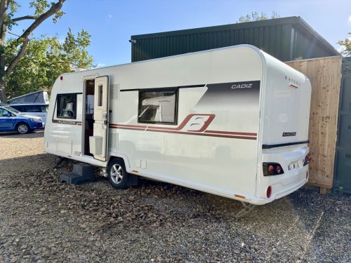 2018 Bailey Unicorn Cadiz 4 Berth Touring Caravan (4)