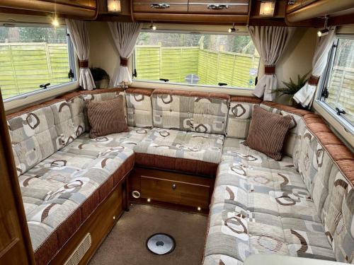 Auto-Sleepers Broadway 2 Berth Low Profile Motorhome hx64-bxk-04-03-2026 (2)