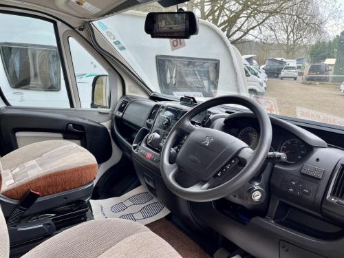 Auto-Sleepers Broadway 2 Berth Low Profile Motorhome hx64-bxk-04-03-2026 (7)