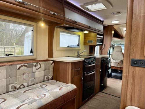 Auto-Sleepers Broadway 2 Berth Low Profile Motorhome hx64-bxk-04-03-2026 (9)