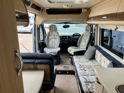 Auto-Sleepers Kemmerton 2 Berth Coachbuilt Campervan hx14-fpf-02-07-2026 (16)