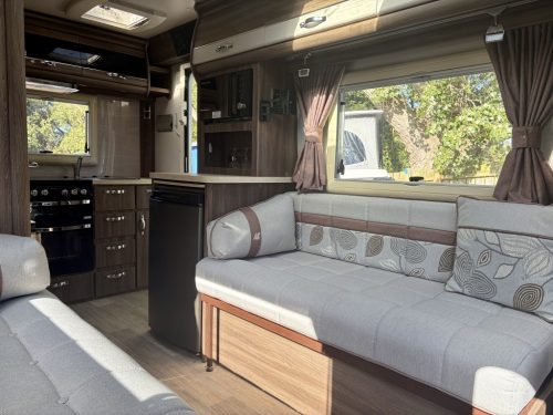 Auto-Sleepers Nuevo 2 Berth Low Profile Motorhome VX69 DYY 22-09-2026 (11)