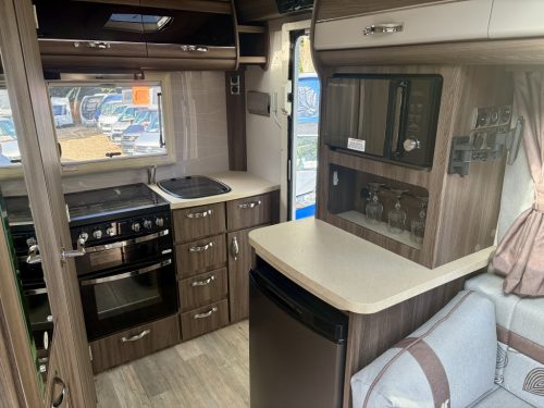 Auto-Sleepers Nuevo 2 Berth Low Profile Motorhome VX69 DYY 22-09-2026 (2)