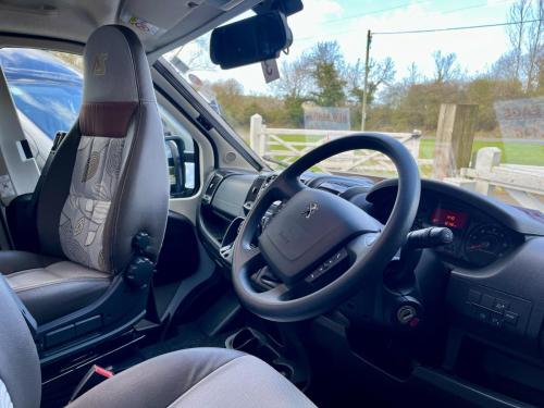 Auto-Sleepers Nuevo 2 Berth Low Profile Motorhome vx69-dyy 11-03-2026 (11)