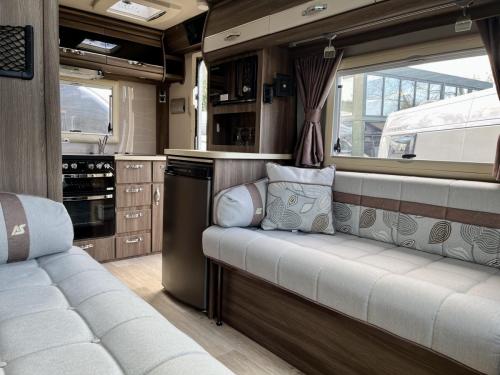 Auto-Sleepers Nuevo 2 Berth Low Profile Motorhome vx69-dyy 11-03-2026 (12)