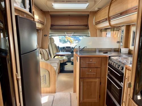Auto-Trail Cheyenne 660 SE 4 Berth Coachbuilt Motorhome dx58-dhd-14-02-2025 (7)