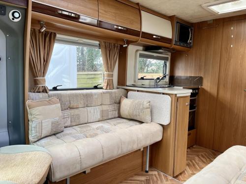 Autocruise Augusta 4 Berth Low Profile Motorhome nx59-dzn-04-03-2026 (12)