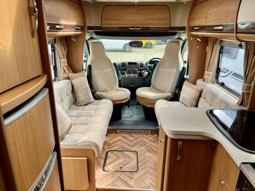 Autocruise Augusta 4 Berth Low Profile Motorhome nx59-dzn-04-03-2026 (5)