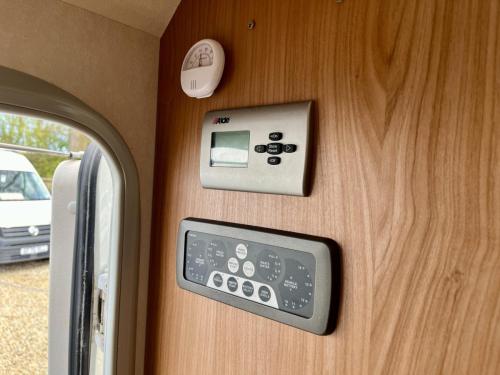 Autocruise Augusta 4 Berth Low Profile Motorhome nx59-dzn-04-03-2026 (9)