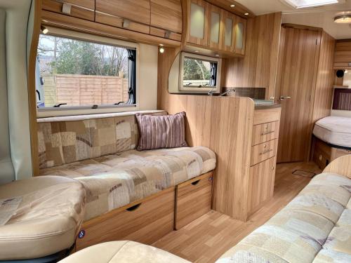 Bailey Approach 740 4 Berth Low Profile Motorhome yn62-ehb-04-03-2026 (3)