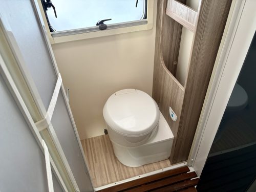 Benimar Primero 331 4 Berth Coachbuilt Motorhome 10-09-2026-cx19-mbo (13)