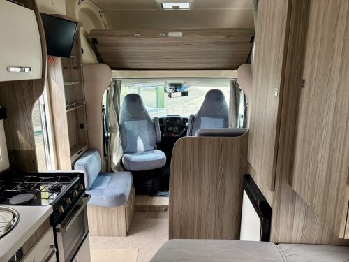 Benimar Primero 331 4 Berth Coachbuilt Motorhome 10-09-2026-cx19-mbo (17)