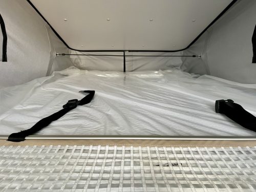 Bespoke Leisure Explore Volkswagen Transporter Pop Top Campervan 03-01-2026-b065745 (10)