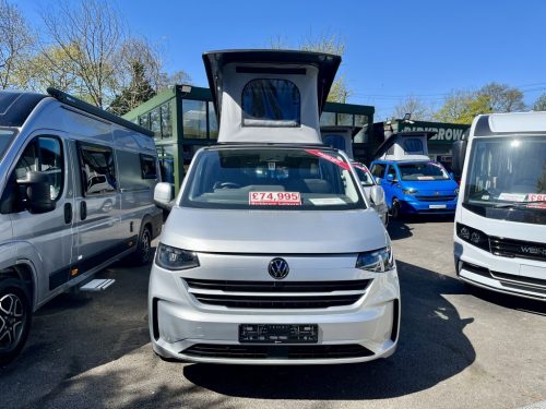 Bespoke Leisure Explore Volkswagen Transporter Pop Top Campervan 03-01-2026-b065745 (14)
