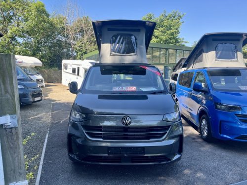 Bespoke Leisure Explore Volkswagen Transporter Pop Top Campervan b007585 24-06-2026 (1)