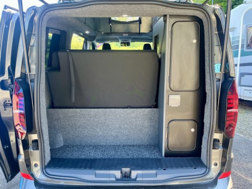 Bespoke Leisure Explore Volkswagen Transporter Pop Top Campervan b007585 24-06-2026 (3)