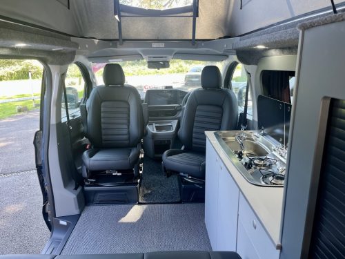 Bespoke Leisure Explore Volkswagen Transporter Pop Top Campervan b007585 24-06-2026 (4)
