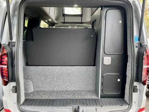 Bespoke Leisure Explore Volkswagen Transporter Pop Top Campervan b064874-12-02-2026 (11)