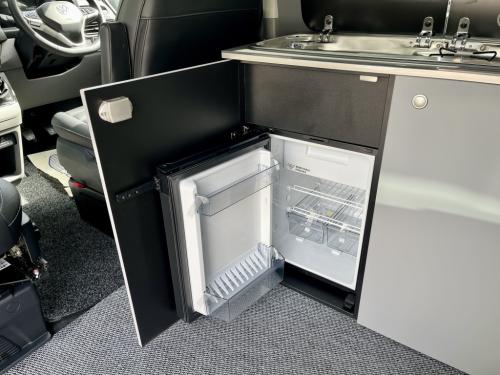 Bespoke Leisure Explore Volkswagen Transporter Pop Top Campervan b064874-12-02-2026 (6)