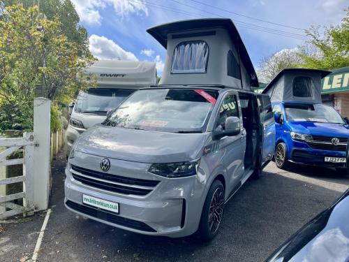 Bespoke Leisure Explore Volkswagen Transporter Pop Top Campervan b064874-12-02-2026 (8)