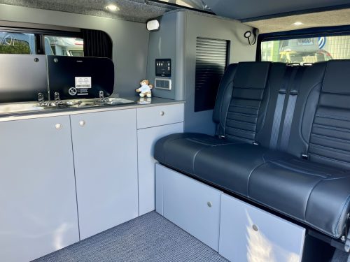 Bespoke Leisure Explore Volkswagen Transporter Pop Top Campervan b068737 24-06-2026 (4)