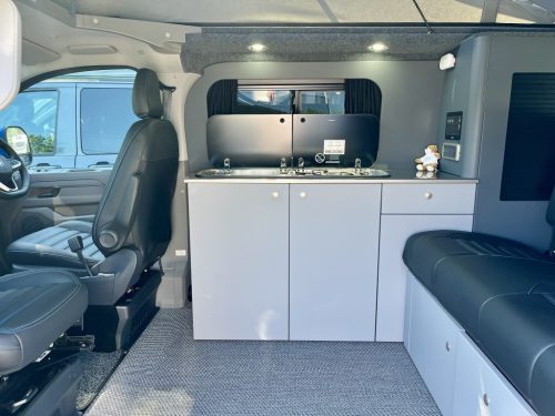 Bespoke Leisure Explore Volkswagen Transporter Pop Top Campervan b068737 24-06-2026 (6)
