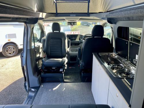 Bespoke Leisure Explore Volkswagen Transporter Pop Top Campervan b072045 23-04-2026 (6)