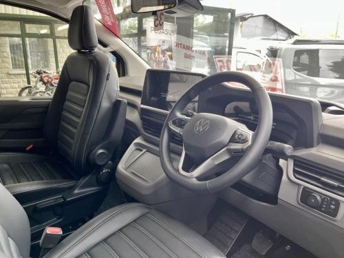 Bespoke Leisure Explore Volkswagen Transporter Pop Top Campervan b072445-10-05-2026 (4)