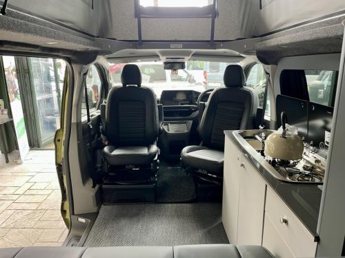 Bespoke Leisure Explore Volkswagen Transporter Pop Top Campervan b072445-10-05-2026 (5)