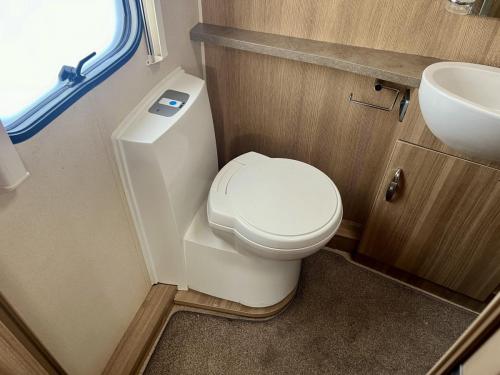 Bessacarr E444 4 Berth Low profile Motorhome HX14 DWL - 05-09-2024 (13)