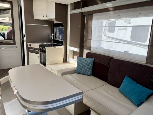 Chausson Welcome 630 4 Berth Low Profile Motorhome nk68-doa-31-07-2026 (4)