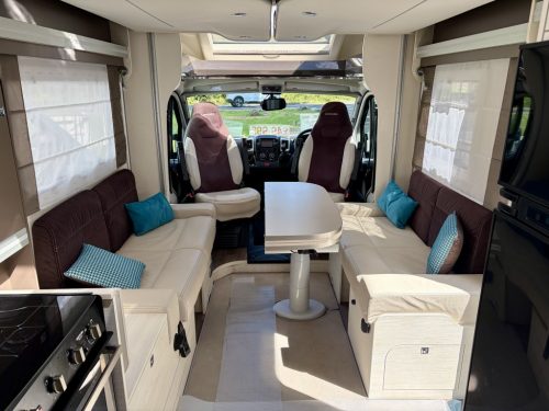 Chausson Welcome 630 4 Berth Low Profile Motorhome nk68-doa-31-07-2026 (9)