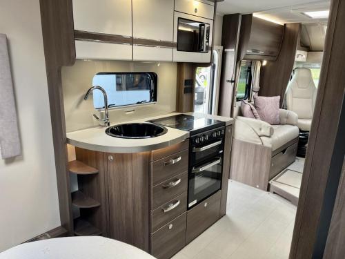 Elddis Encore 250 4 Berth Low Profile Motorhome vx24 asz-17-09-2025 (15)