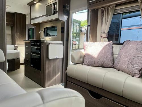 Elddis Encore 250 4 Berth Low Profile Motorhome vx24-asz-22-05-2025 (17)