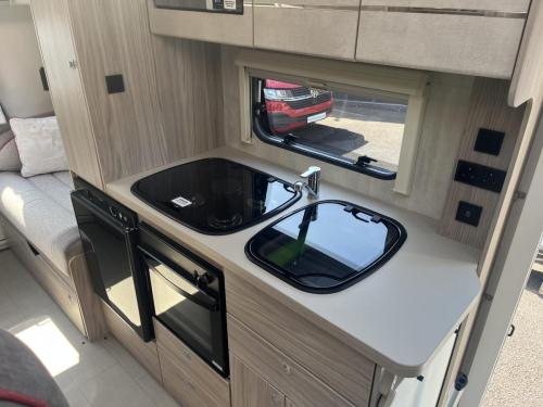Elddis Majestic 135 3 Berth Low Profile Motorhome pe21-hfu-24-04-2025 (8)