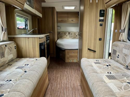 Elddis Majestic 155 4 Berth Low Profile Motorhome hx65-aaj-10-05-2026 (7)