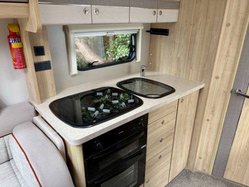 Elddis Supreme 175 2 Berth Low Profile Motorhome 10-09-2026-pk17-oyh (6)