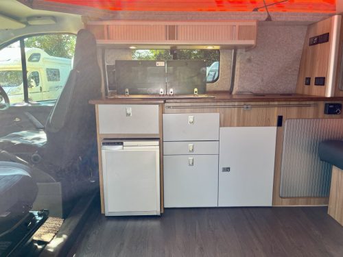 Ford Transit Custom 4 Berth Pop Top Campervan kr67-zfu-15-07-2026 (4)