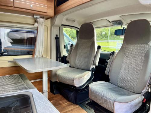 Globecar Globescout 3 Berth Coachbuilt Campervan fx13 aof-09-04-2026 (5)