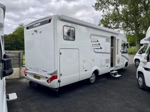 Hymer B680 Starline 4 Berth Motorhome DY15 CXF 26-06-2024 (14)