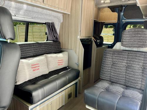 Leisuredrive Occasion 2 Berth Coachbuilt Campervan ML19 JNO 14-05-2025 (12)