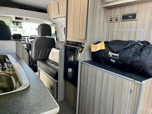 Leisuredrive Occasion 2 Berth Coachbuilt Campervan ML19 JNO 14-05-2025 (9)