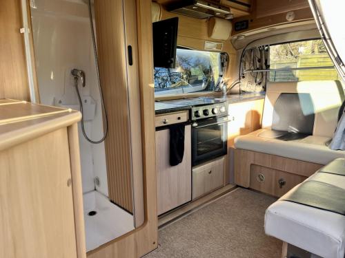 Mandale-Compact-2-Berth-Hi-Top-Coachbuilt-Campervan-YC09-NXA 1 - 03-05-2024